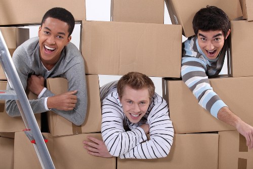 Waste compliance and safe handling for removal items