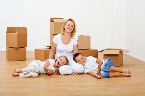 Different truck sizes for moving services in Crystalpalace